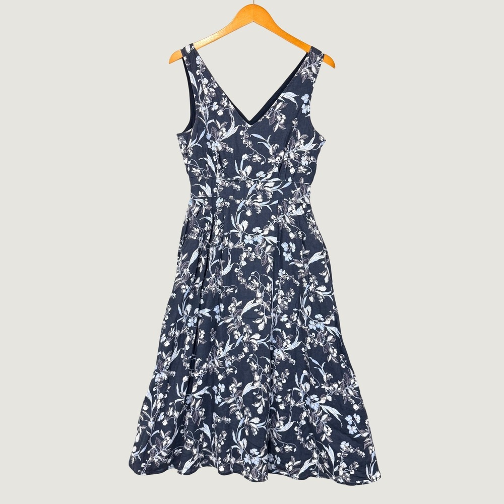 C&C California Dress Womens 6 Navy Blue Floral V-Neck Smocked Back Midi Pocket